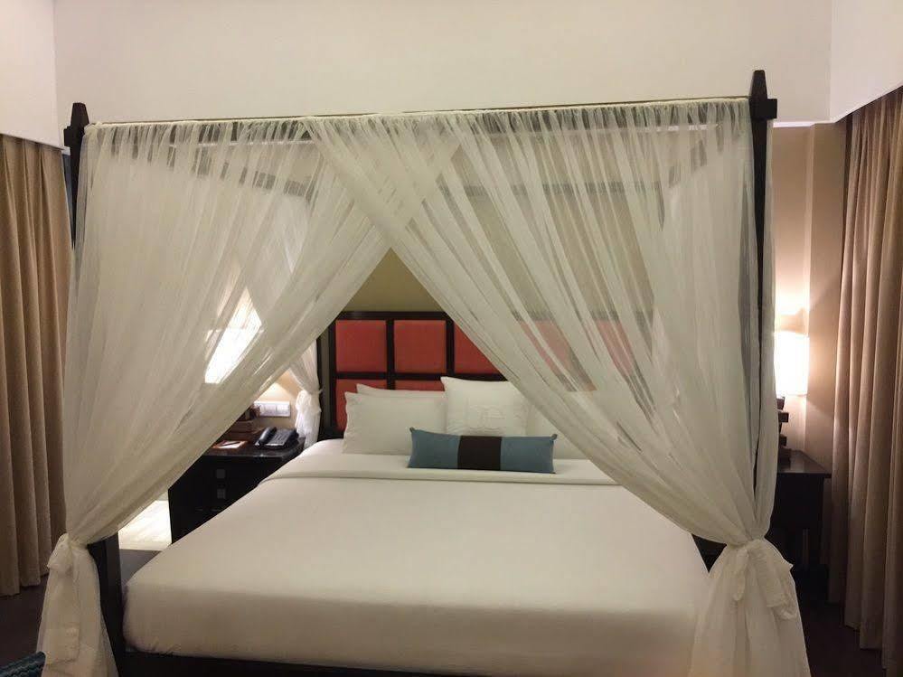 Bohol Wonderlagoon Resort Panglao Exterior photo